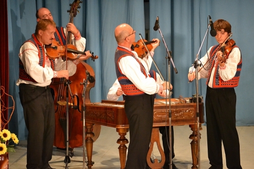 Dní rusunských tradicií