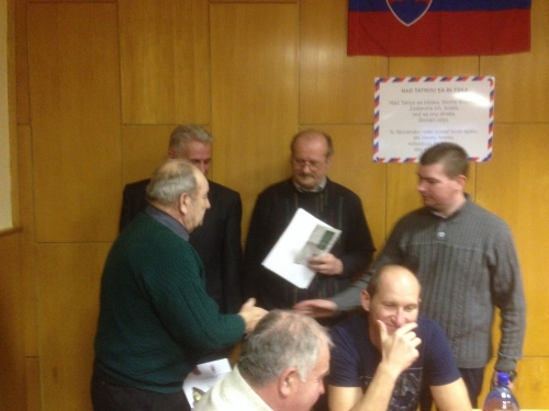 201404101125100.vyr_schodza_hasici_007