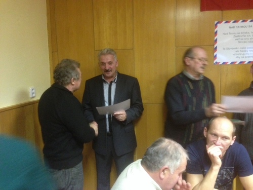 201404101125110.vyr_schodza_hasici_009