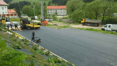 201605200859040.parkovisko_pri_18_b_j_011