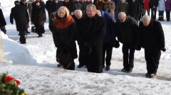 Fotografia: Pietny akt pri pamätníku padlých v 1. a 2. Svetovej vojne - 2012 