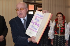 Fotografia: Slávnostný zápis pri príležitosti životného jubilea 100 rokov - 2013